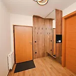 Apartament View *