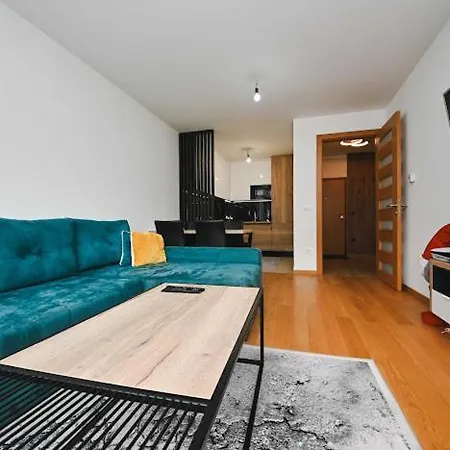 View Белашница