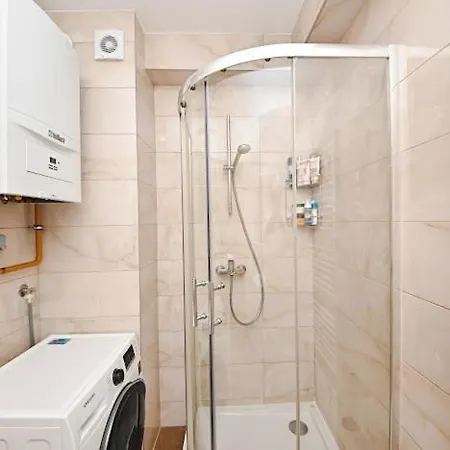 View Белашница